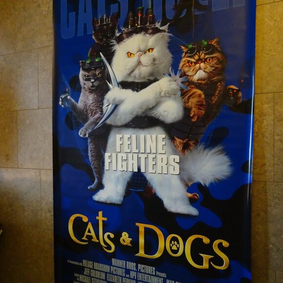 CATS & DOGS - MOVIE BANNER - Picture 5 of 12